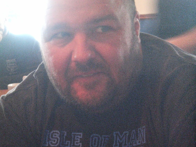 640x480 pixels (135K)