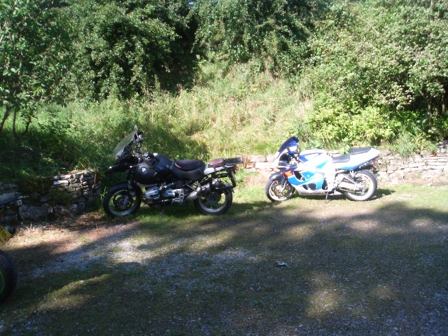 640x480 pixels (184K)