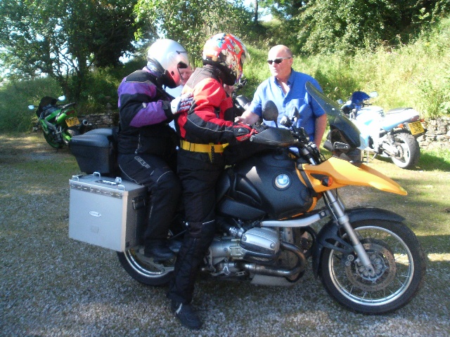 640x480 pixels (166K)