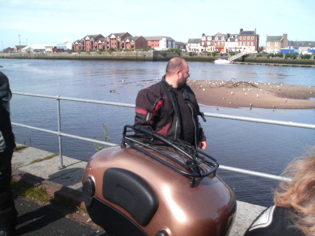 640x480 pixels (113K)