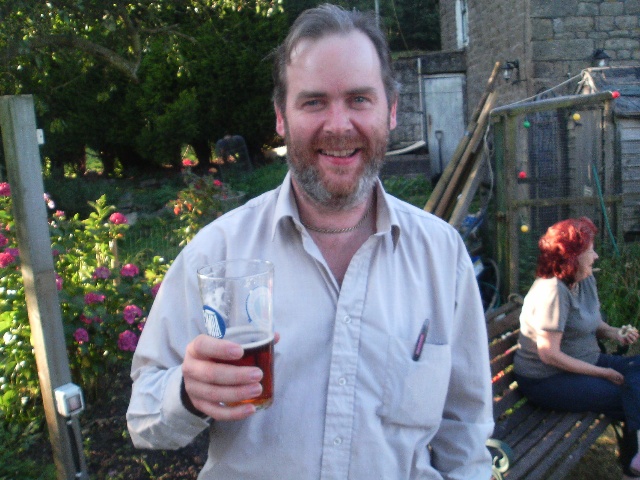 640x480 pixels (128K)