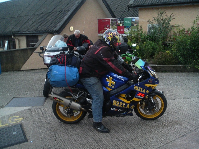 640x480 pixels (150K)