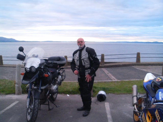 640x480 pixels (98K)