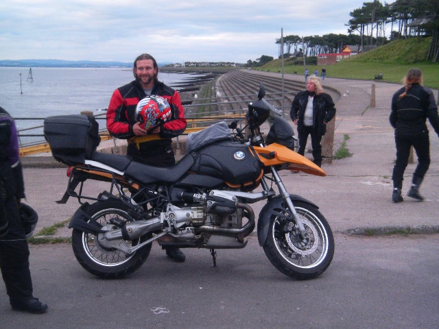 640x480 pixels (127K)