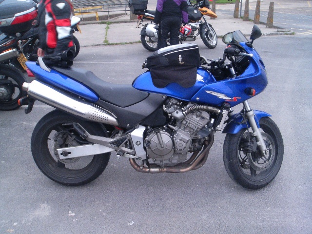 640x480 pixels (144K)