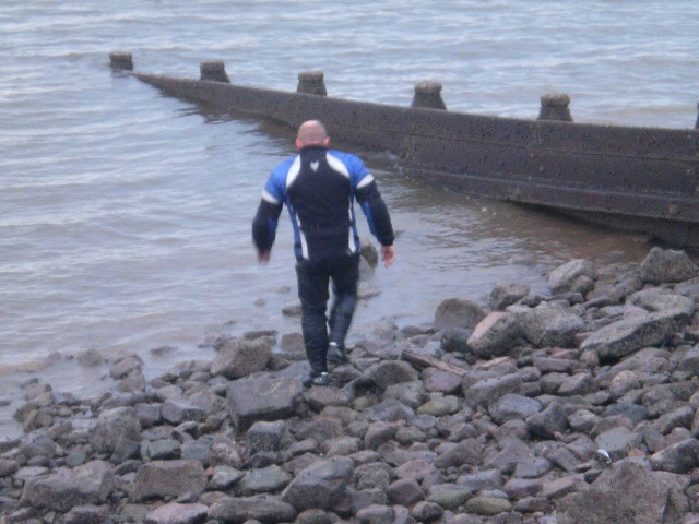 640x480 pixels (114K)