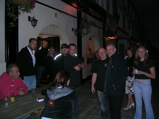 640x480 pixels (112K)