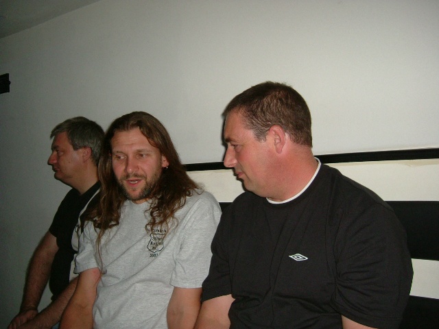 640x480 pixels (82K)