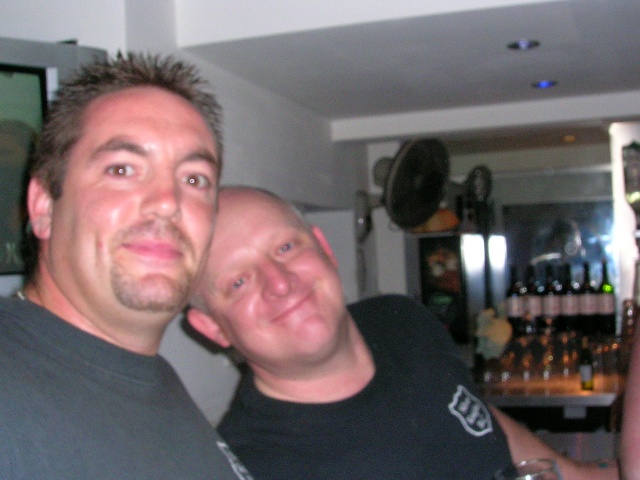 640x480 pixels (92K)