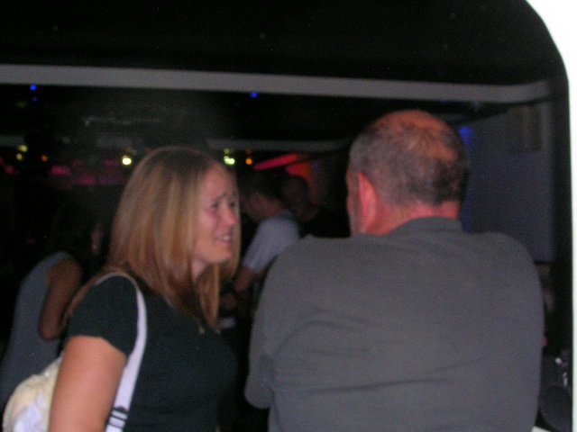 640x480 pixels (89K)