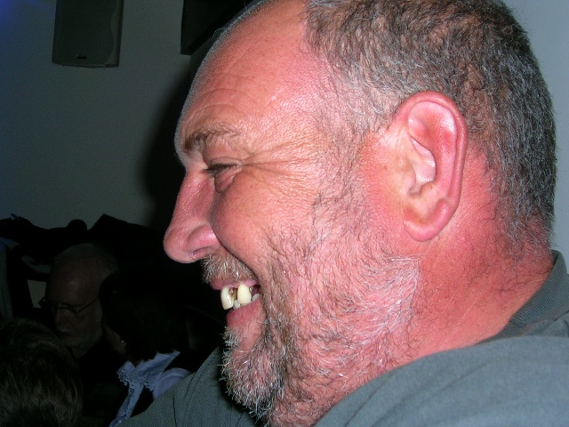 640x480 pixels (114K)