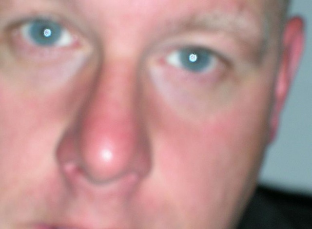 640x470 pixels (49K)