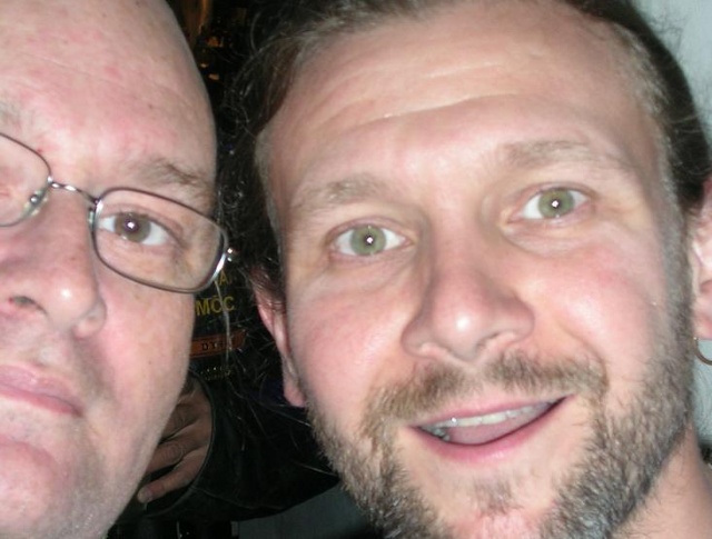 640x485 pixels (80K)