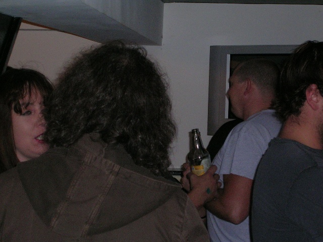 640x480 pixels (99K)