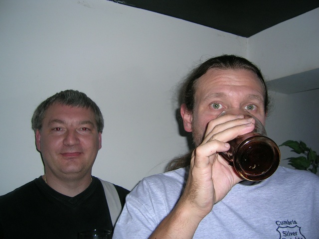 640x480 pixels (82K)